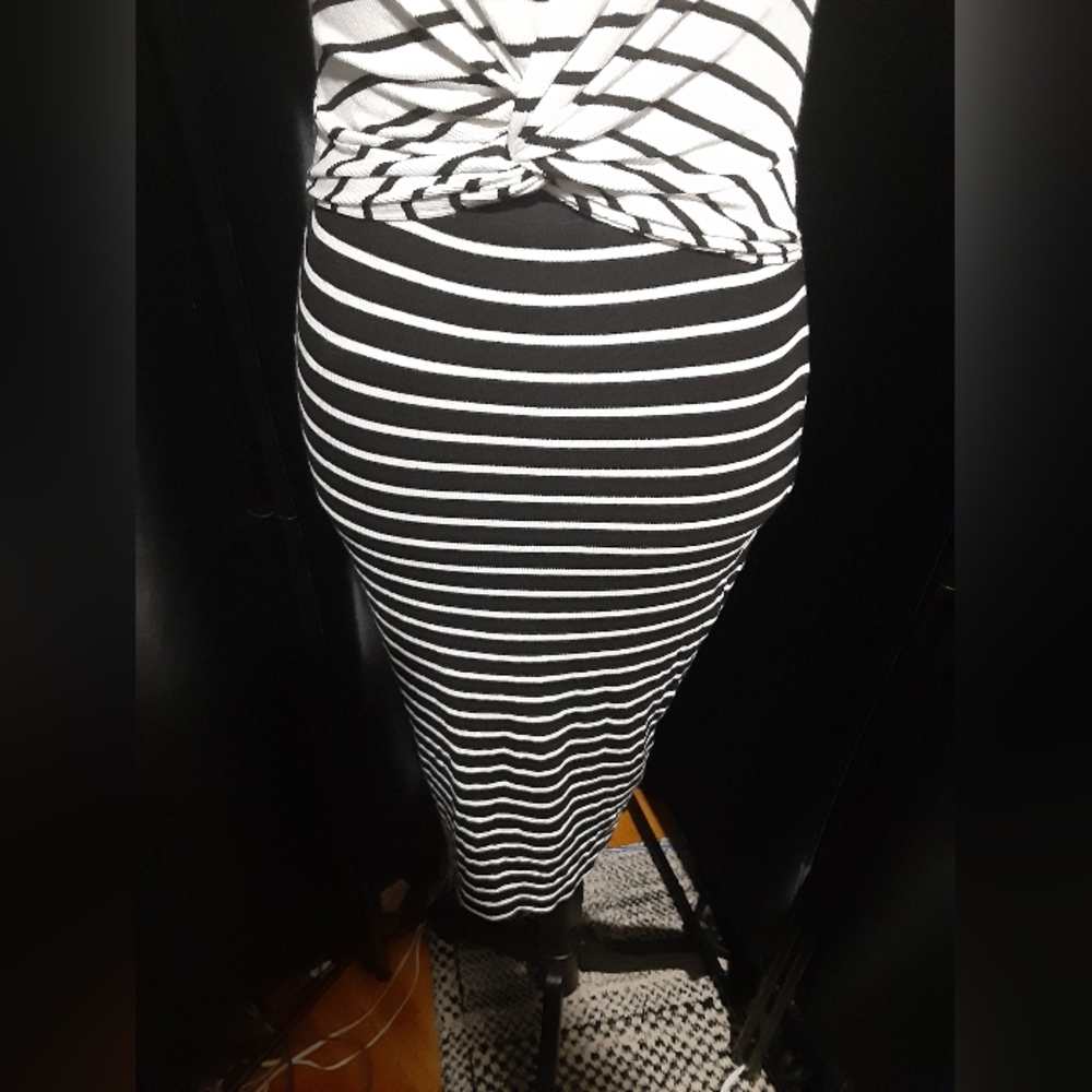 Bailey 44 Monochrome Striped Dress Womwn's Size Small Black White Active Summer - Picture 5 of 8